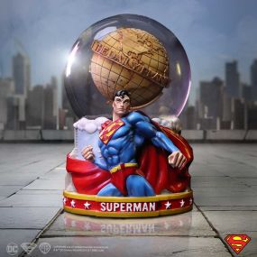 DC The Daily Planet Superman Snow Globe